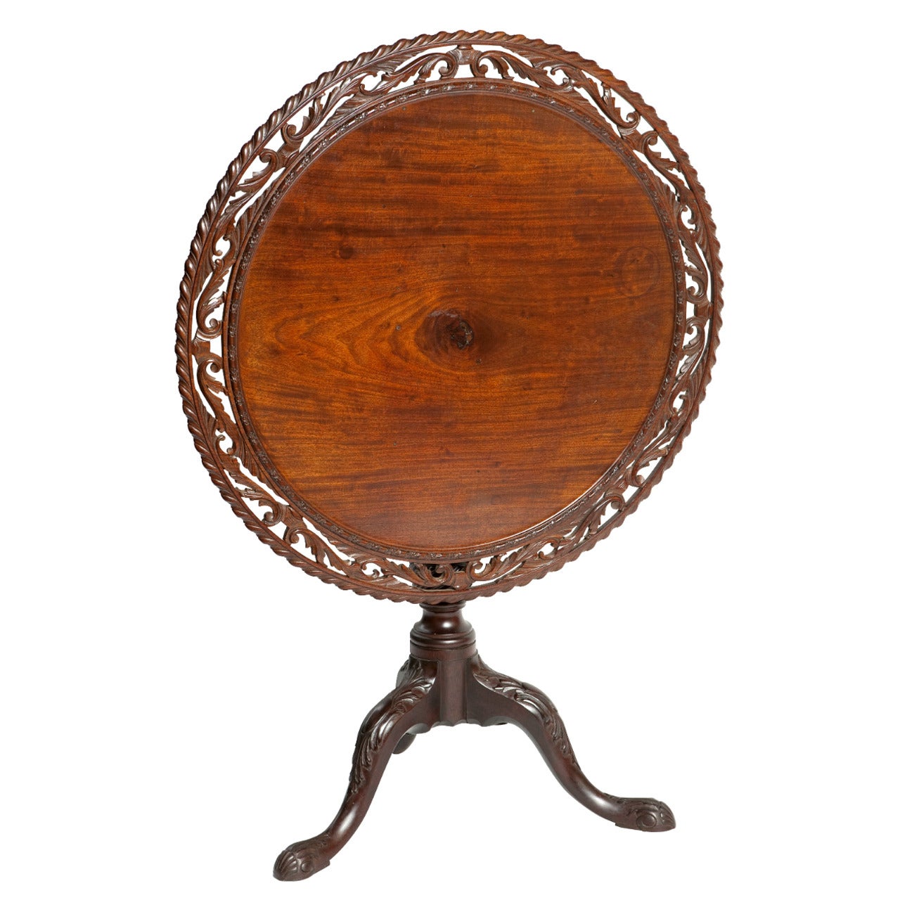 18th Century Irish Mahogany Tilt-Top Table For Sale