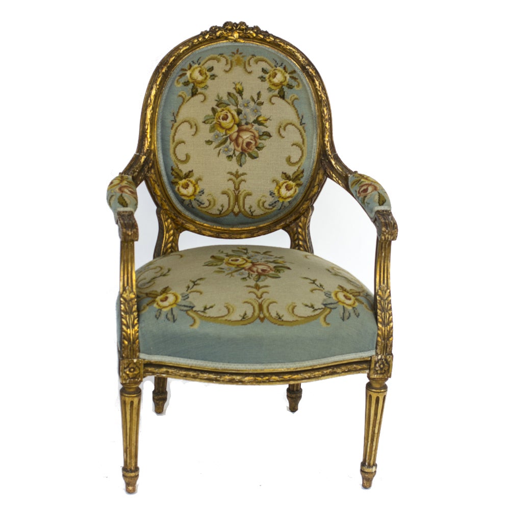 Louis XV Three-Piece Gilt Salon Suite with Aubusson Upholstery In Good Condition In Brisbane, Queensland