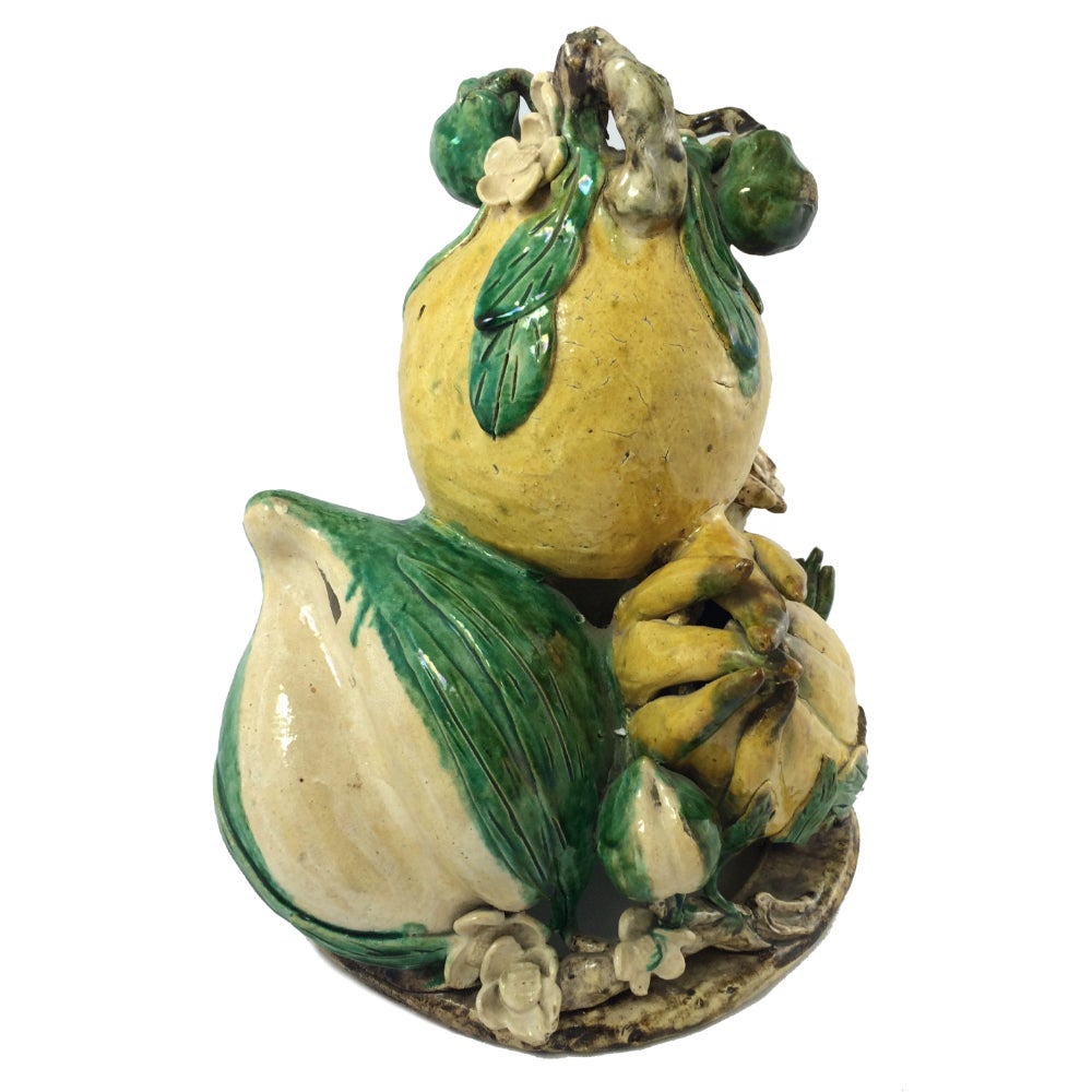 Ming Rare 17th Century Chinese Stoneware Fruit Offering For Sale