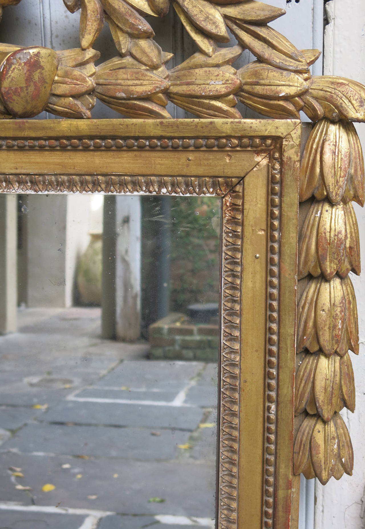 18th Century French Gilded Louis XVI Mirror In Good Condition For Sale In New Orleans, LA