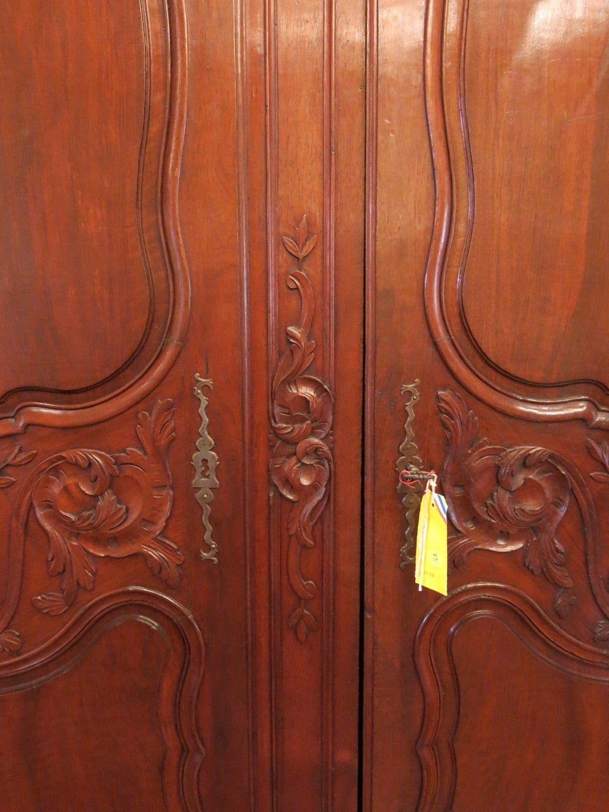 18th Century Period Regence Walnut Armoire In Good Condition For Sale In New Orleans, LA