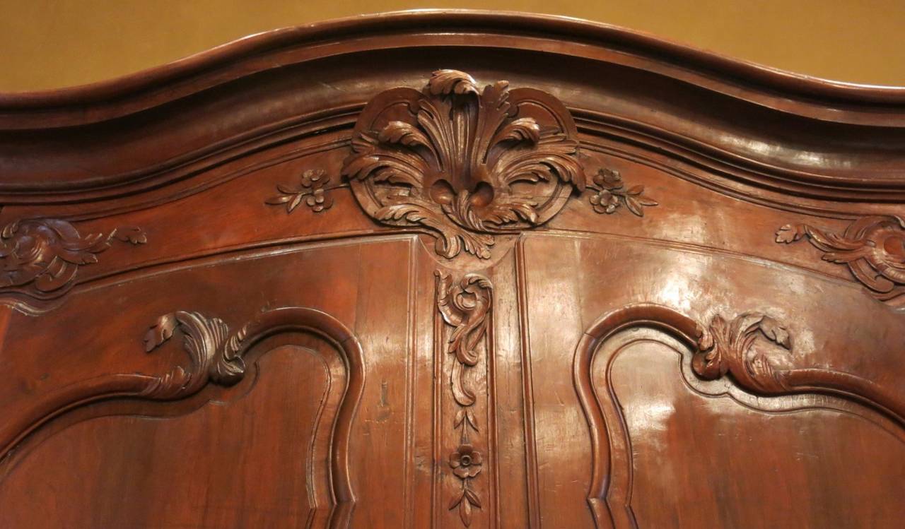 18th Century and Earlier 18th Century Period Regence Walnut Armoire For Sale