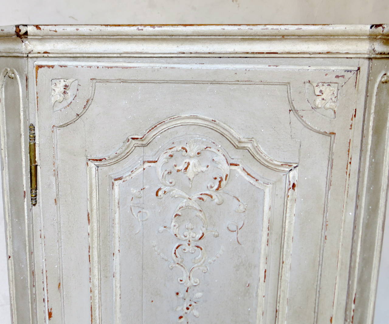 French Late 18th Century-Early 19th Century Encoignure (Corner Cabinet)