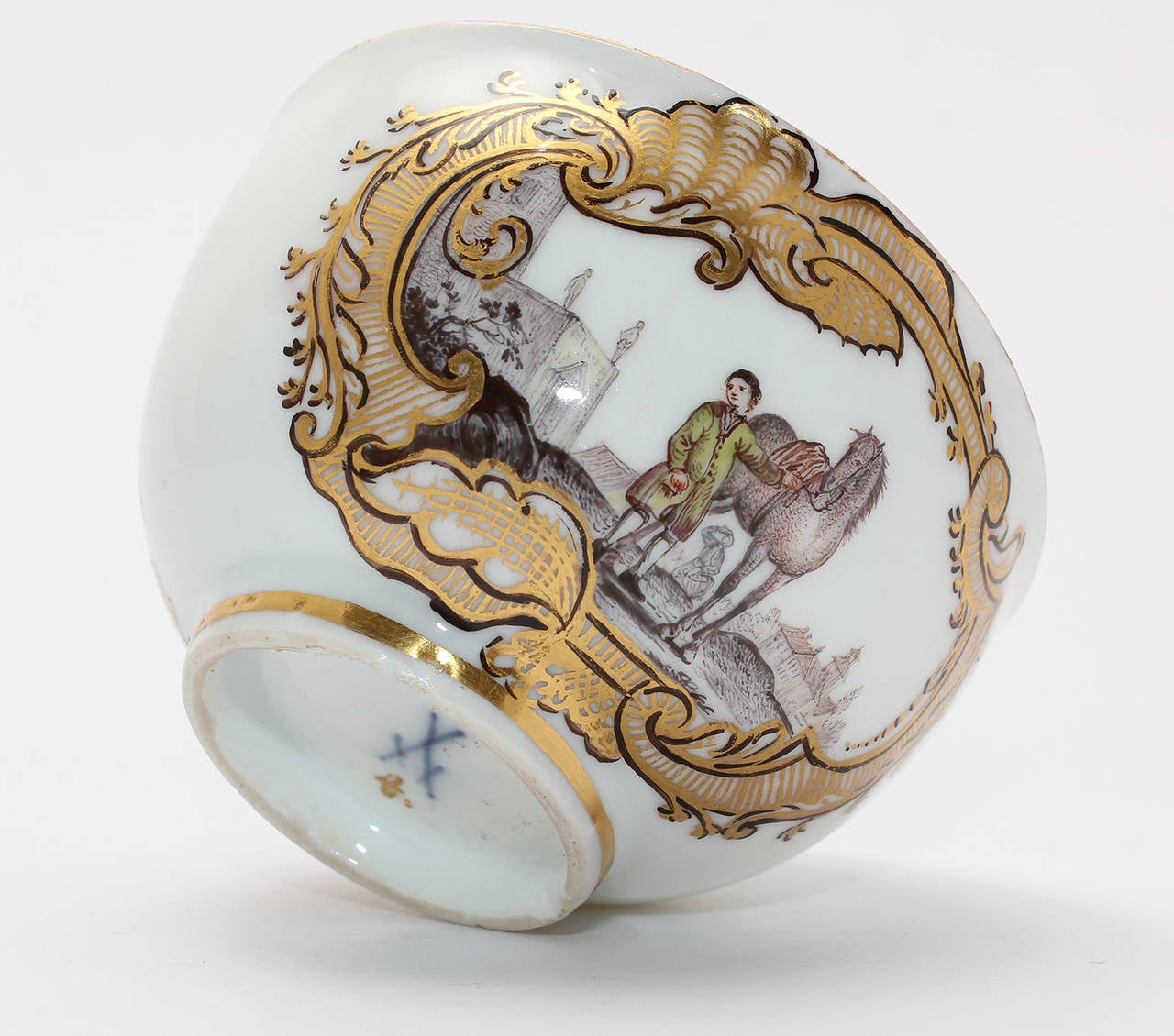 Mid-18th Century Meissen Tea Bowl and Saucer, Equestrian Scene, circa 1745 For Sale