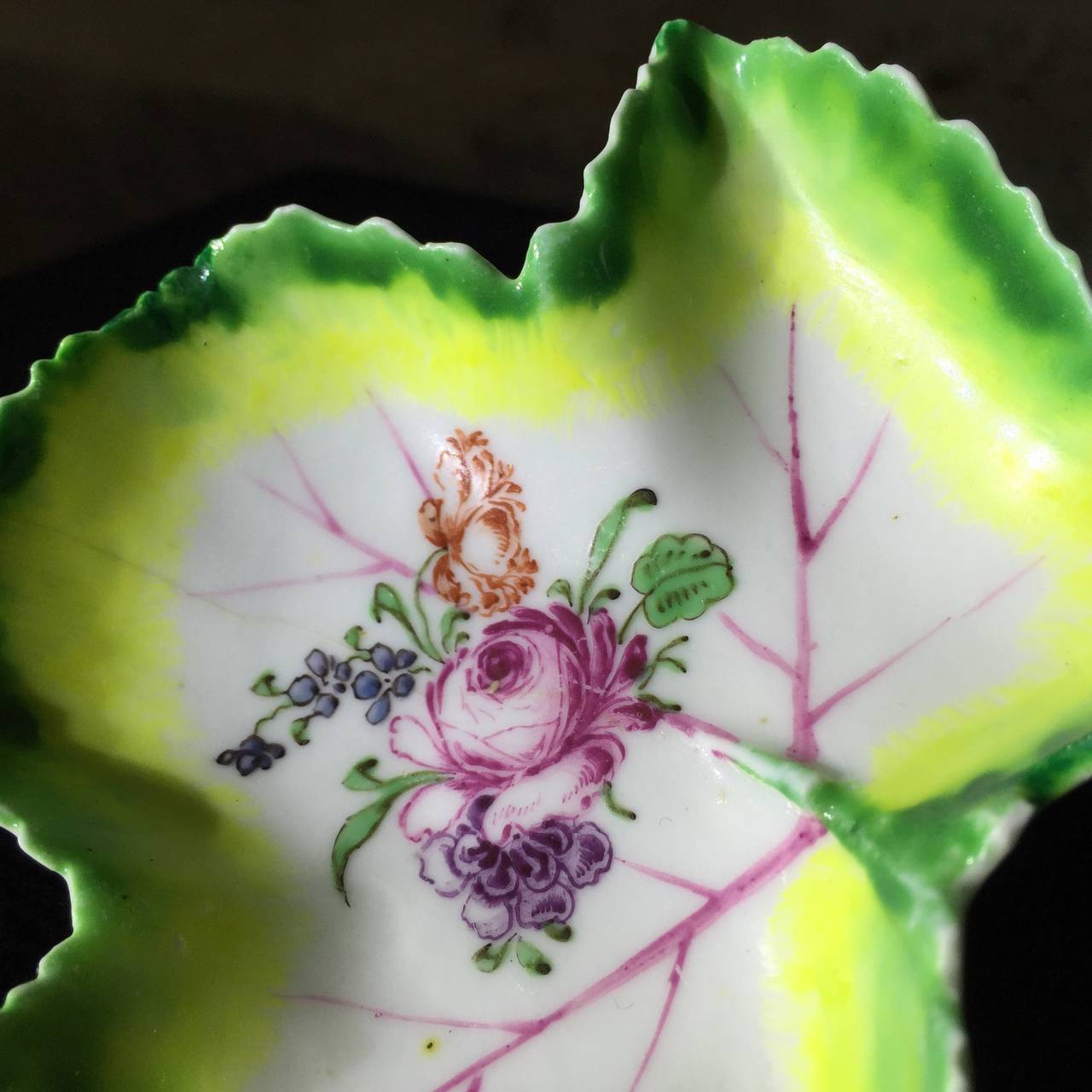 English Longton Hall Pickle Leaf Dish, Trembly Rose Painter, circa 1755