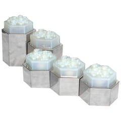 Hexagonal Light in the style of Poliarte