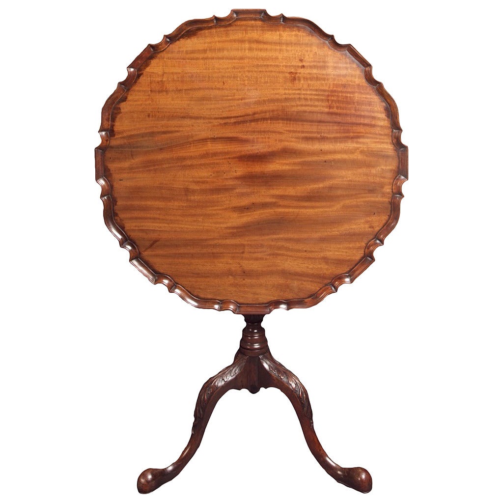 18th Century George III Tea Table in Mahogany For Sale