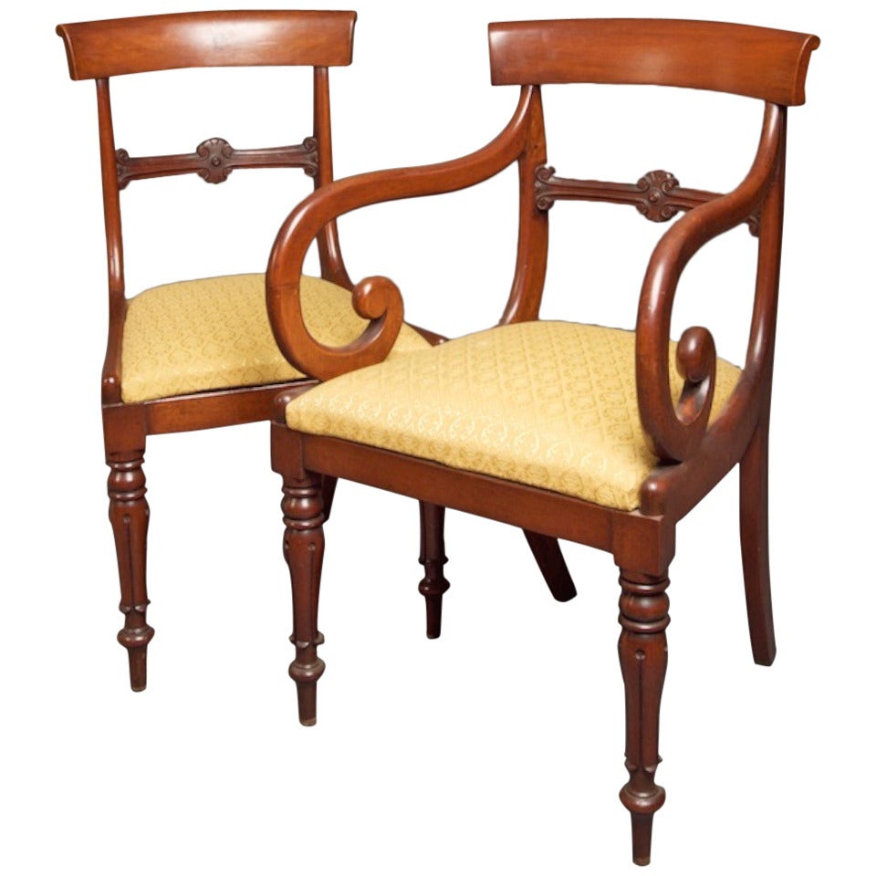 19th Century Eight Early Victorian Mahogany Dining Chairs For Sale