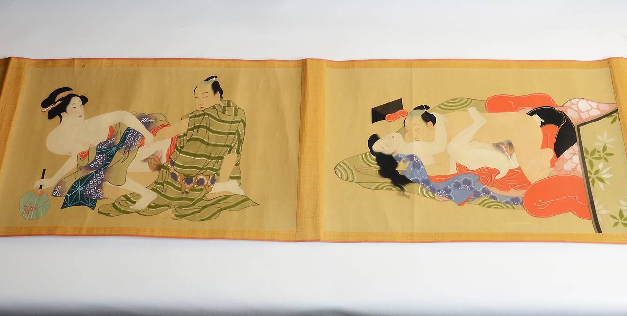 Vintage Japanese Erotic Shunga Scroll, Early 20th Century In Excellent Condition In Prahran, Victoria