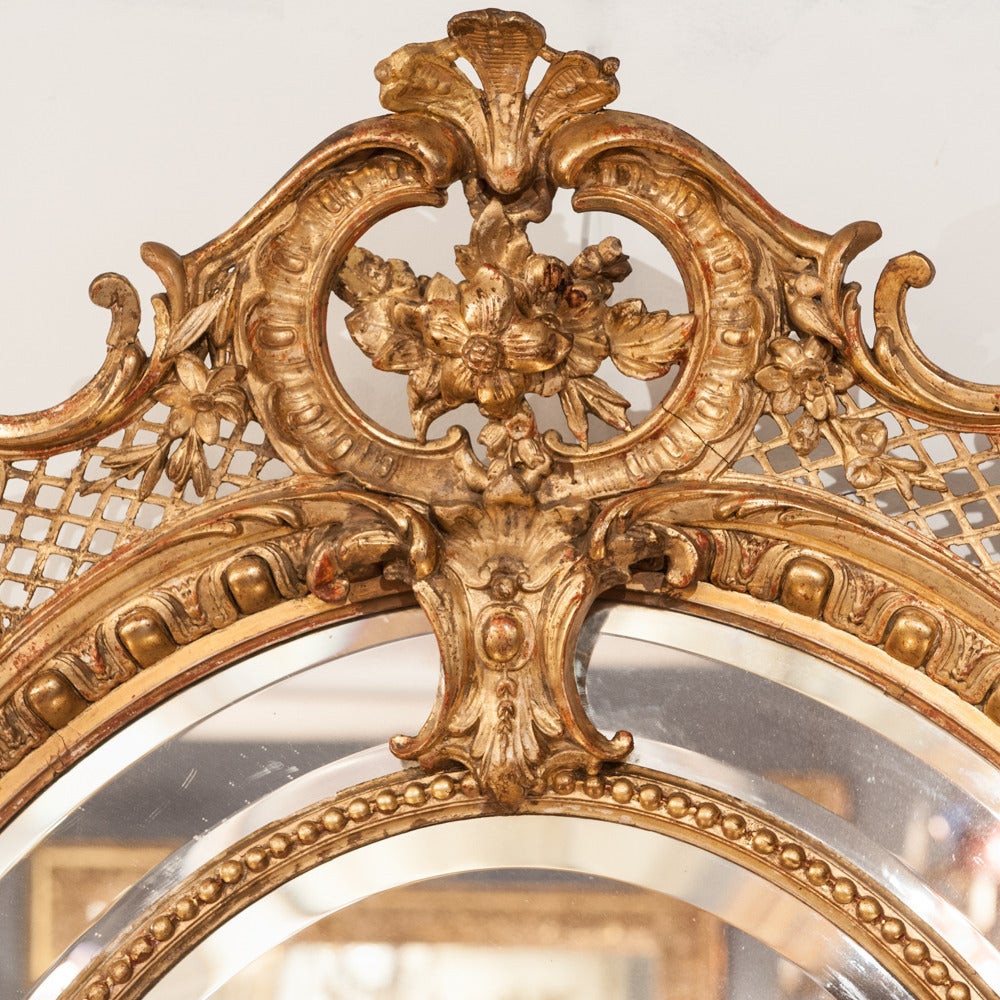 French Gilded Oval Framed Mirror, circa 1850 In Good Condition For Sale In Sydney, NSW