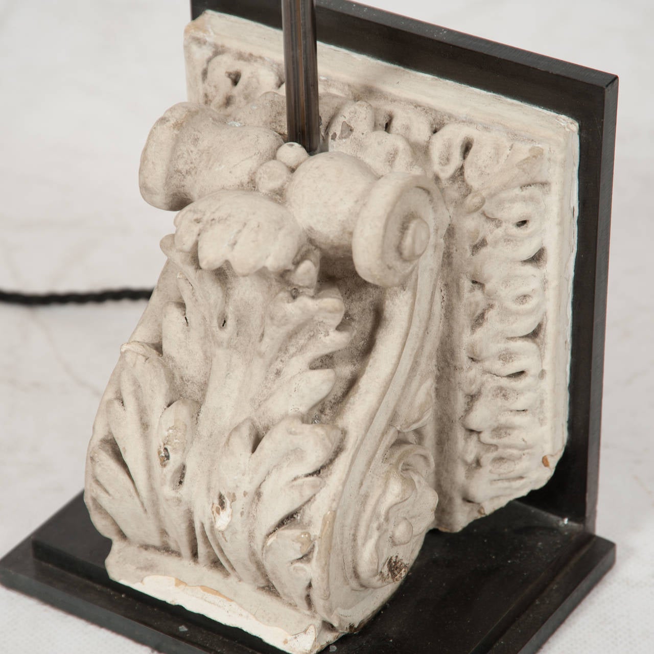 Mounted 19th Century French Plaster Acanthus Corbel, Now a Lamp For Sale 6