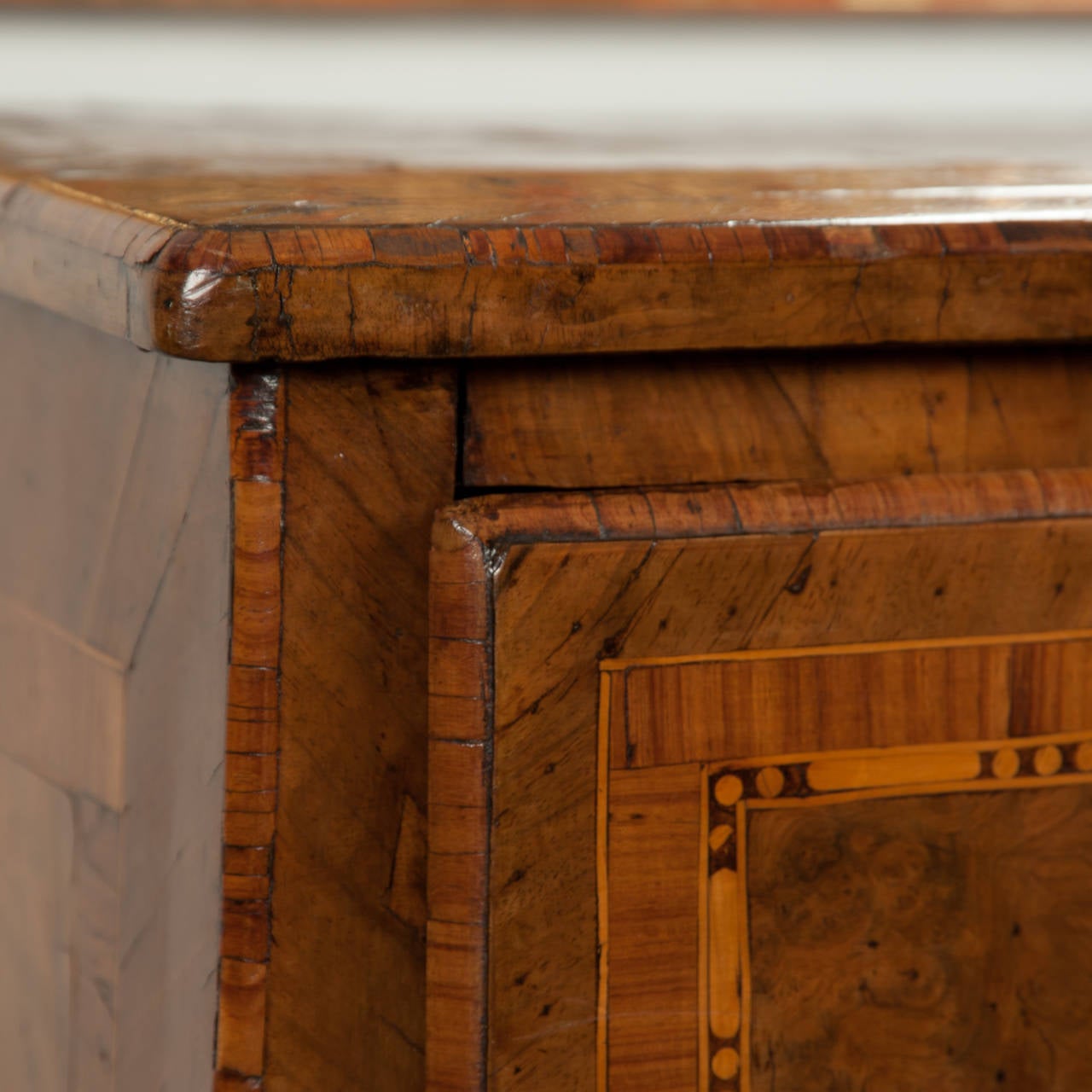 Late 18th Century Italian Marquetry Commode For Sale 6