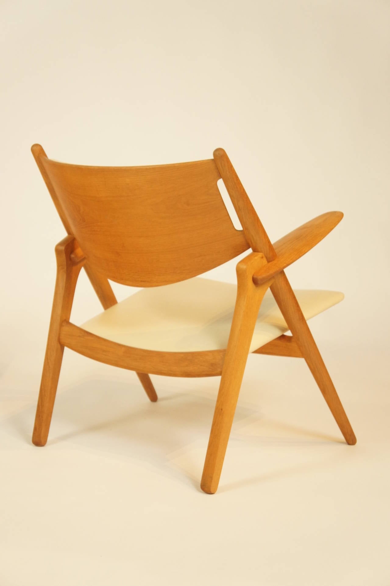 Hans Wegner CH28 Sawhorse Chair 2