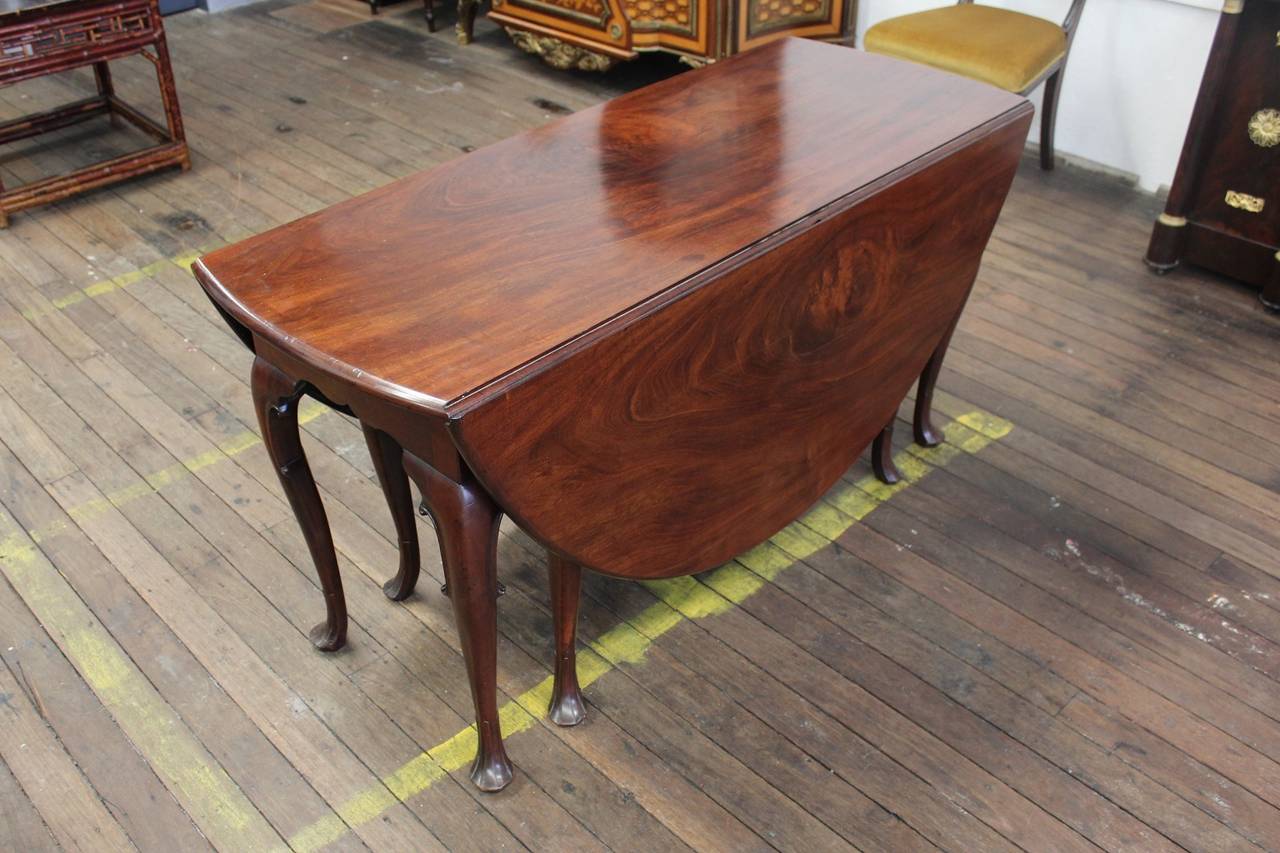 English George II Mahogany Gate-Leg Drop Side Table For Sale