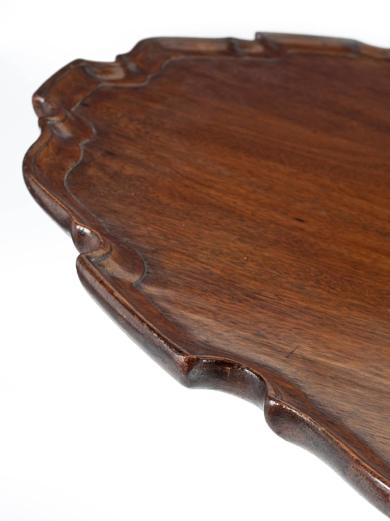 George III English Mahogany Pie Crust Edged Tilt-Top Wine Table For Sale 1