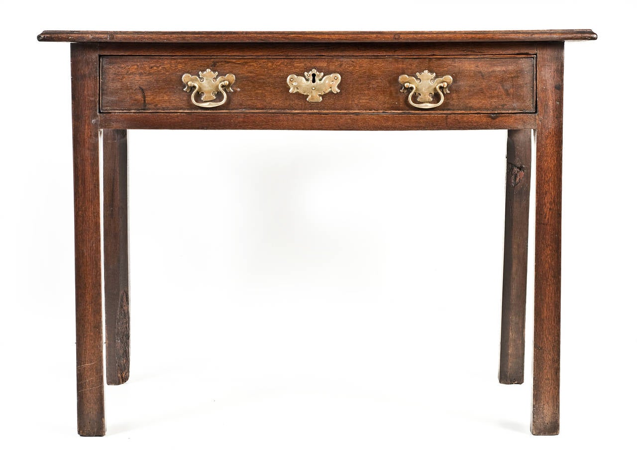 Northern Irish A stunning 18th Century Irish oak side table of unusual proportions