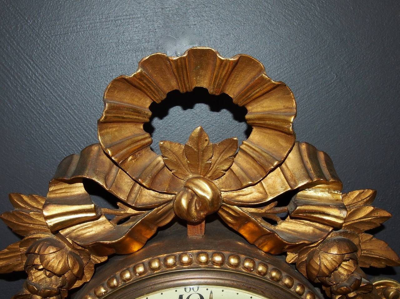 Gustavian Cartel Clock In Good Condition In Armadale, Victoria