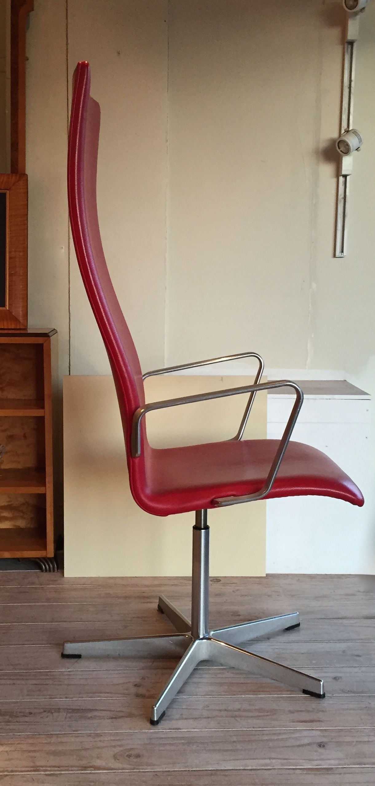 "The Oxford" Chair by Arne Jacobsen