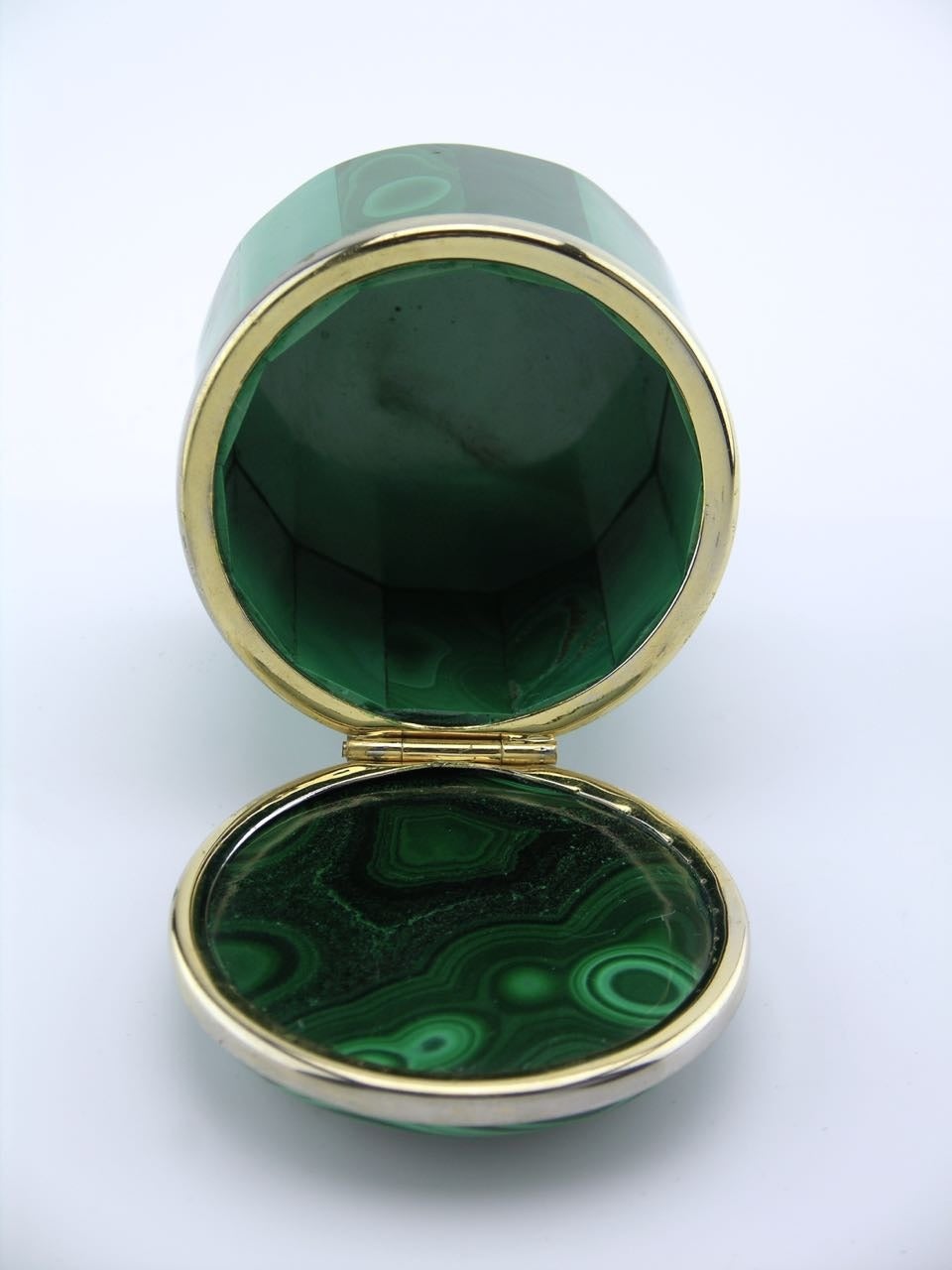 Italian Malachite Round Hinged Table Box