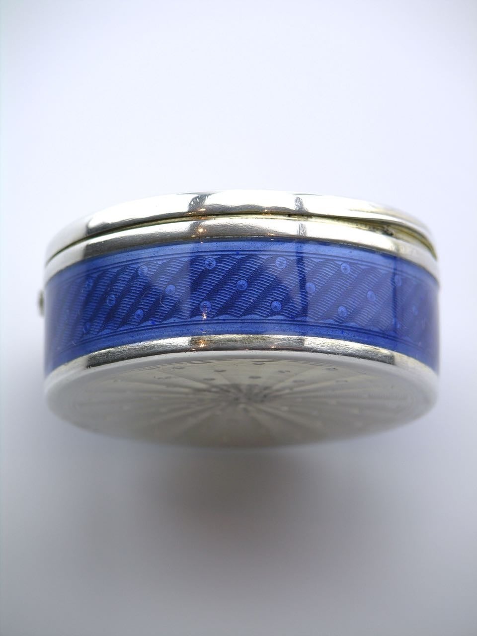 Solid silver cornflower blue enamel round box