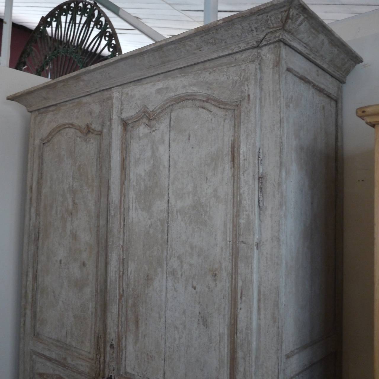 French 19th Century Armoire In Good Condition For Sale In Sydney, Australia