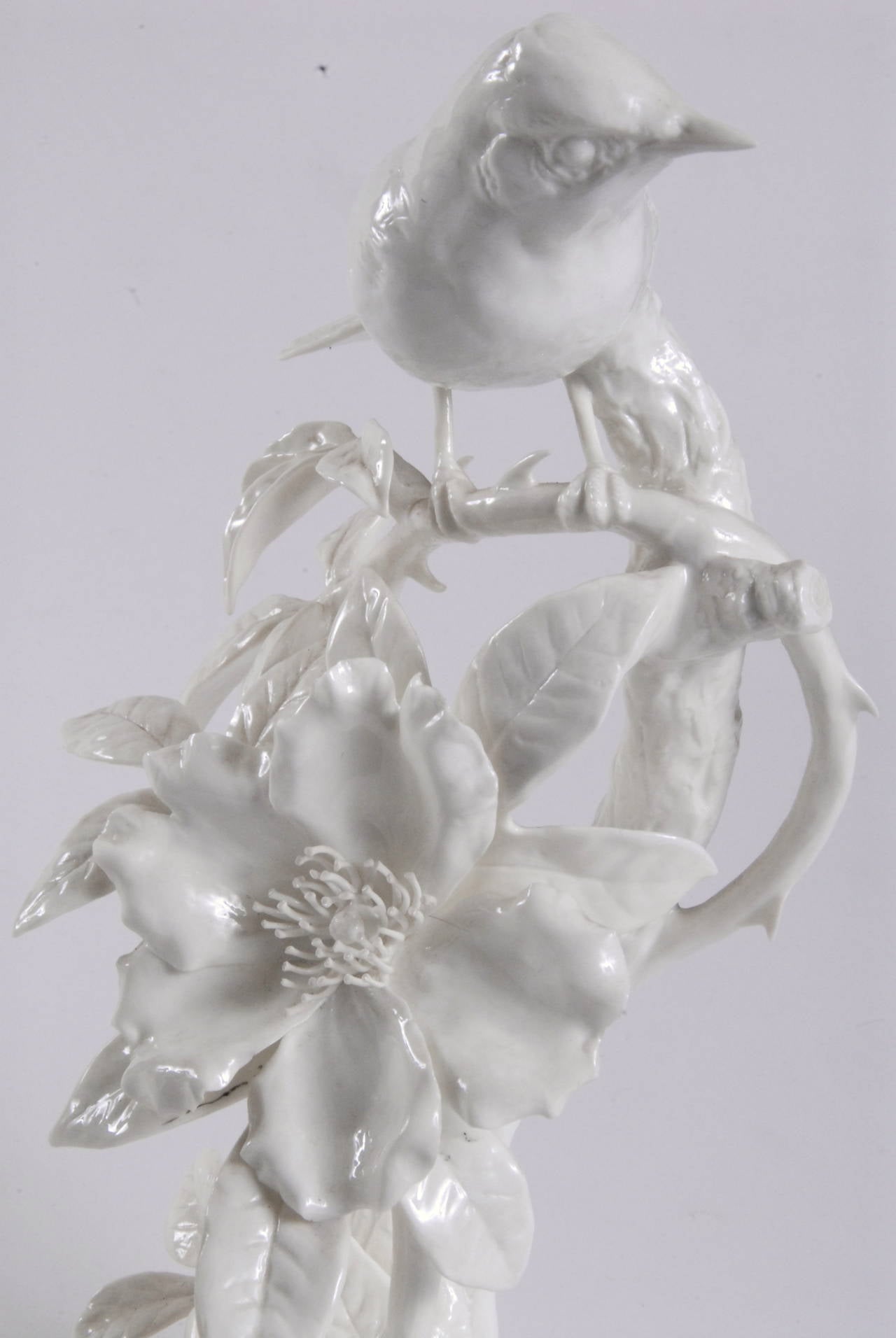 Porcelain Royal Worcester Pair of Dorothy Doughty Hooded Warbler Birds, 1956