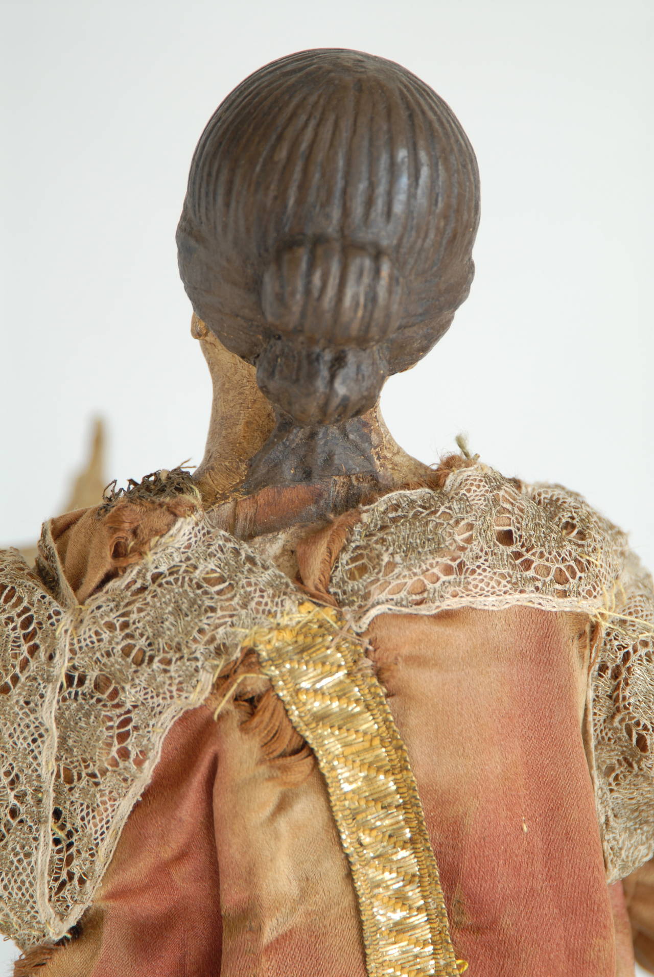 Figure féminine de la nativité italienne du XIXe siècle Excellent état - En vente à Pymble, NSW