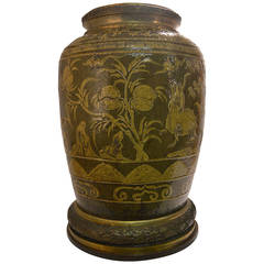 Large 19th Chinese Decorated Stoneware