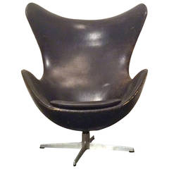 Antique Early Egg Chair by Arne Jacobsen for Fritz Hansen