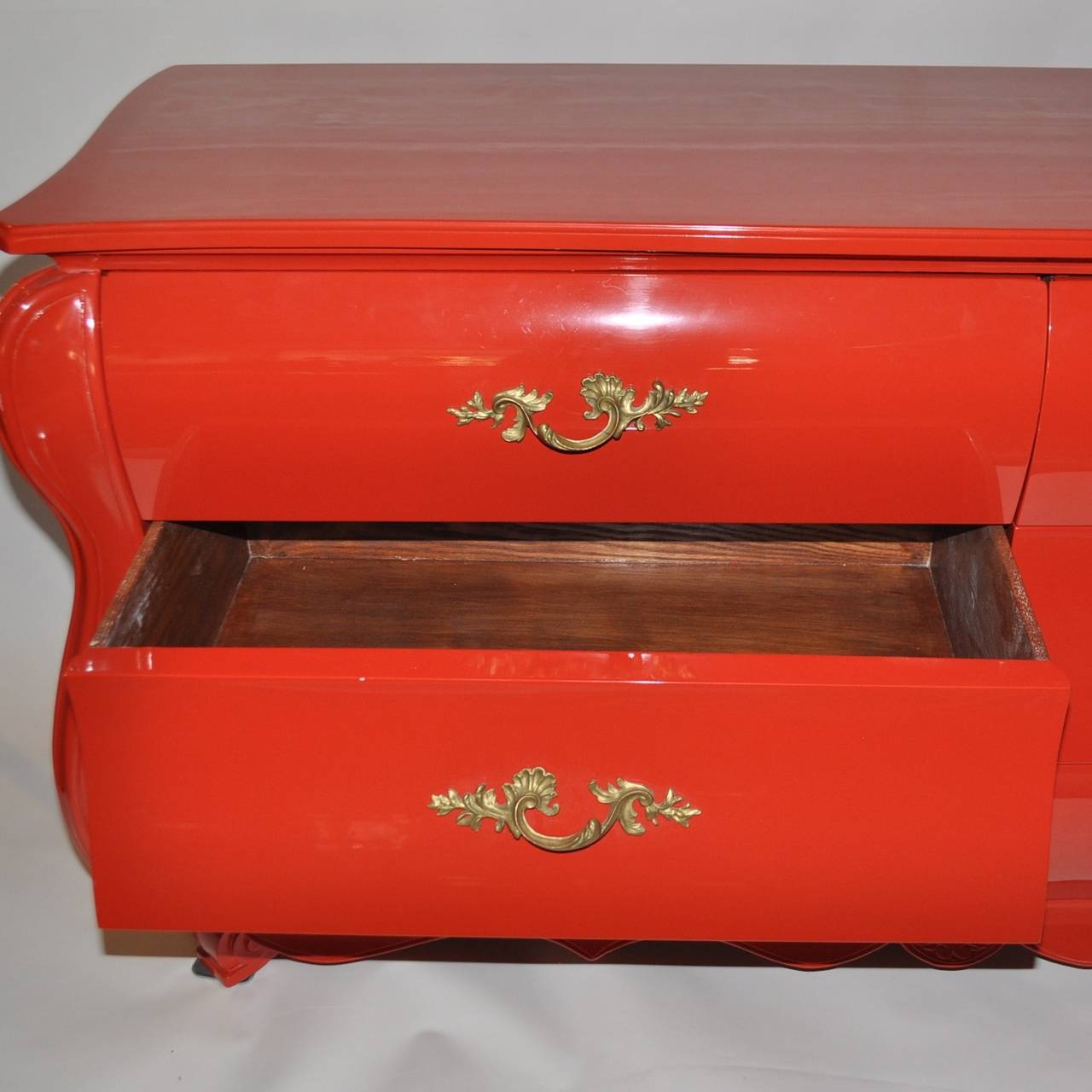 Red Lacquered Six-Drawer French Provincial Bombe Chest 3