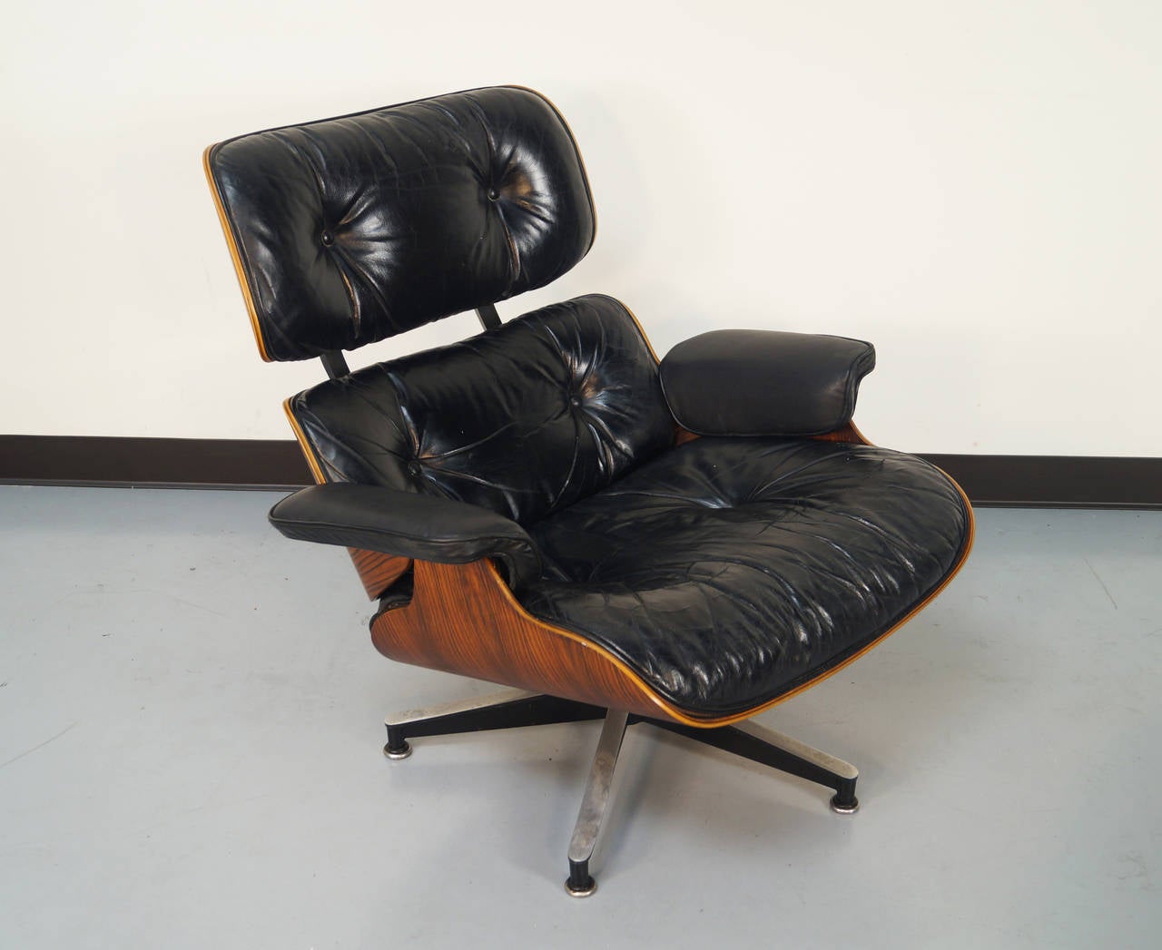 eames lounge rosewood