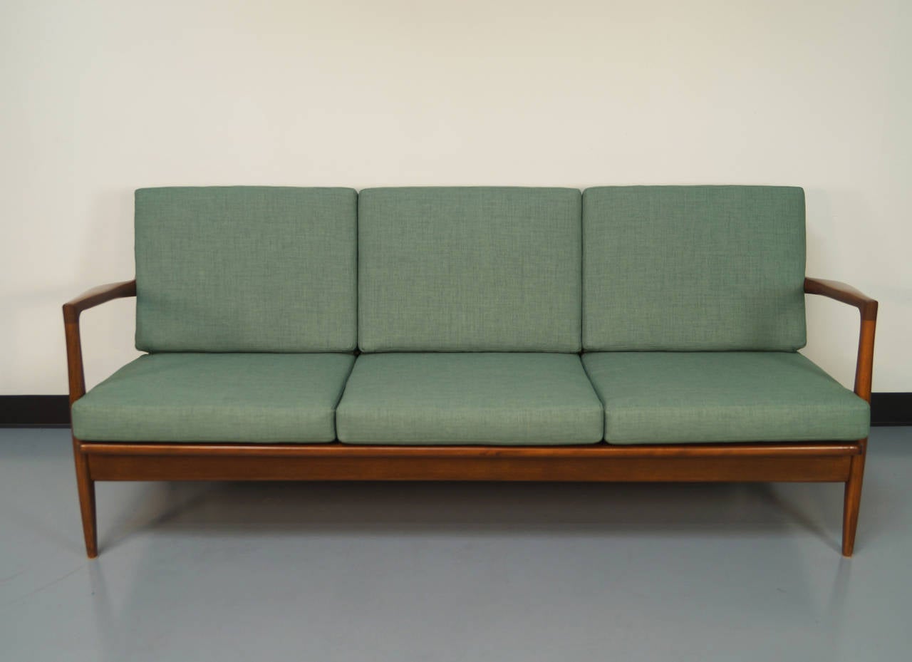 Danish Modern Sofa by Ib Kofod-Larsen In Excellent Condition In North Hollywood, CA