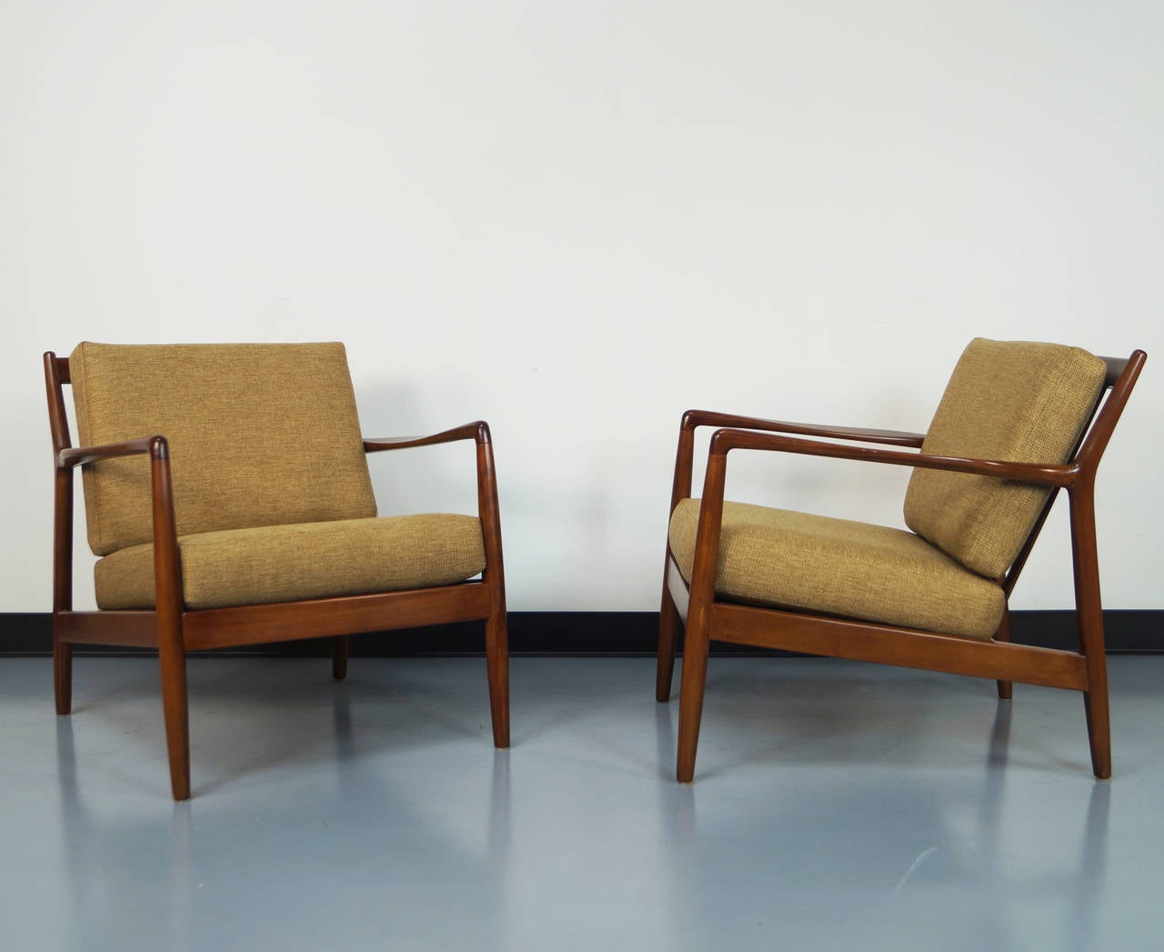 Mid-Century Lounge Chairs by Folke Ohlsson 3
