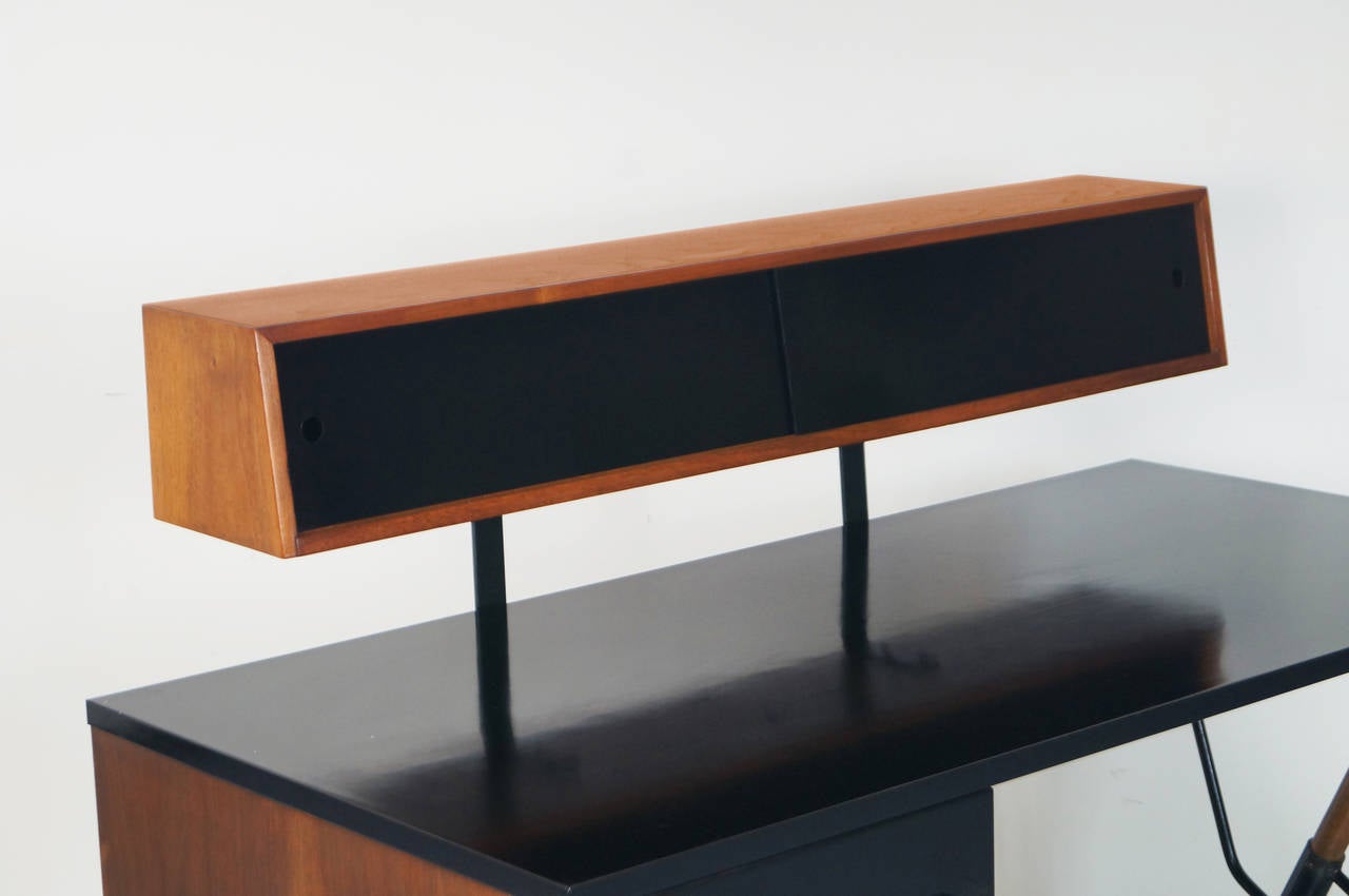 greta grossman desk