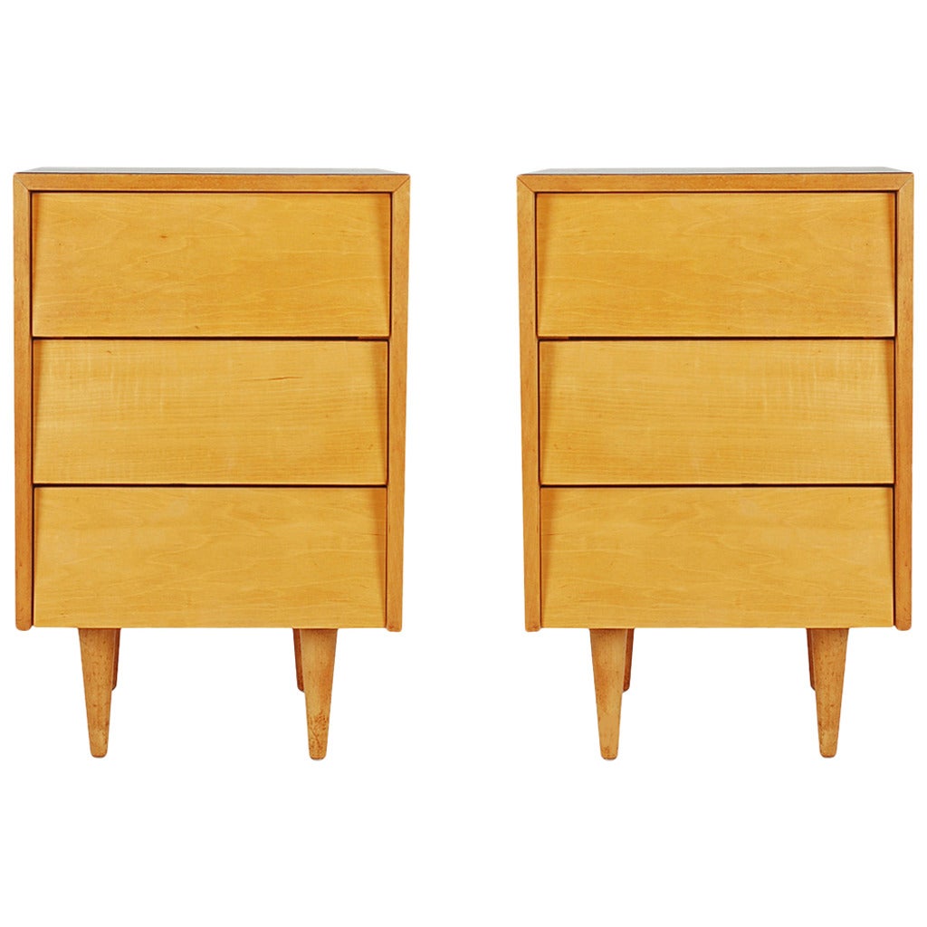 Mid Century Modern Pair of Florence Knoll for Knoll Associates Nightstands
