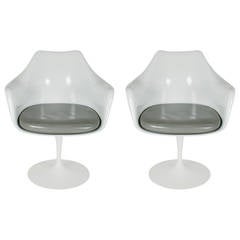 Matching Pair of Tulip Chairs by Eero Saarinen for Knoll
