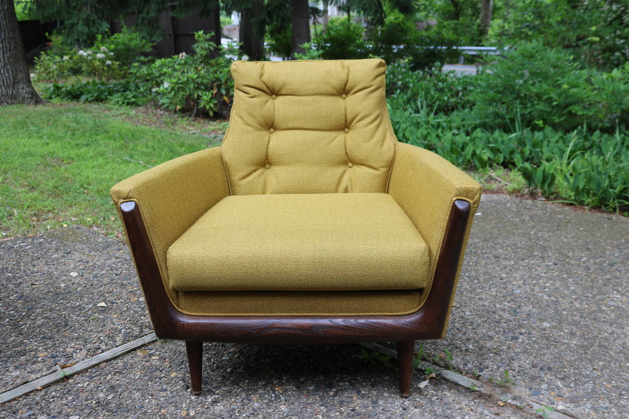 His and Hers Adrian Pearsall Armchairs with Ottoman In Excellent Condition In Philadelphia, PA