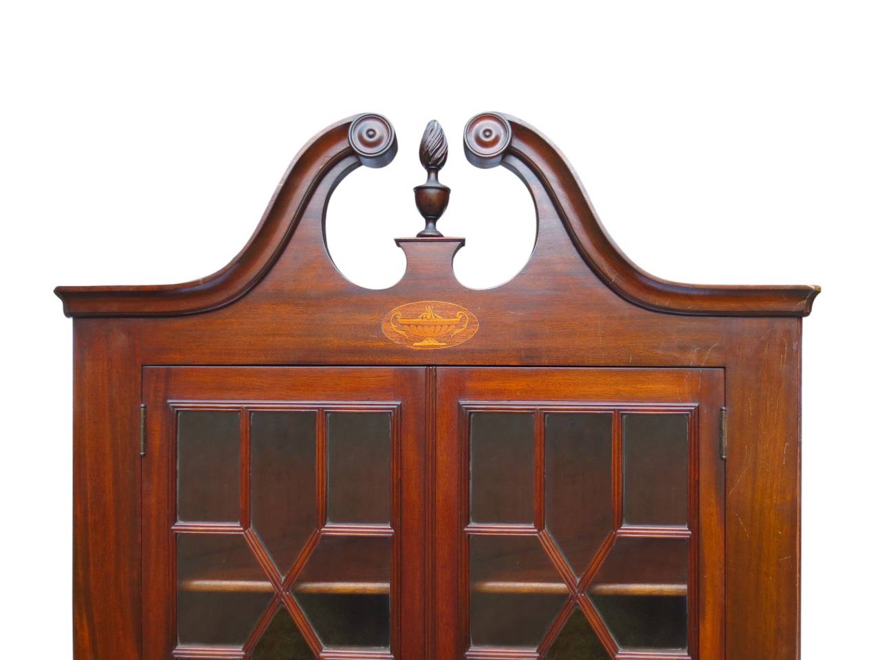 Edwardian Inlaid Mahogany Corner Cabinet In Excellent Condition For Sale In Holliston, MA