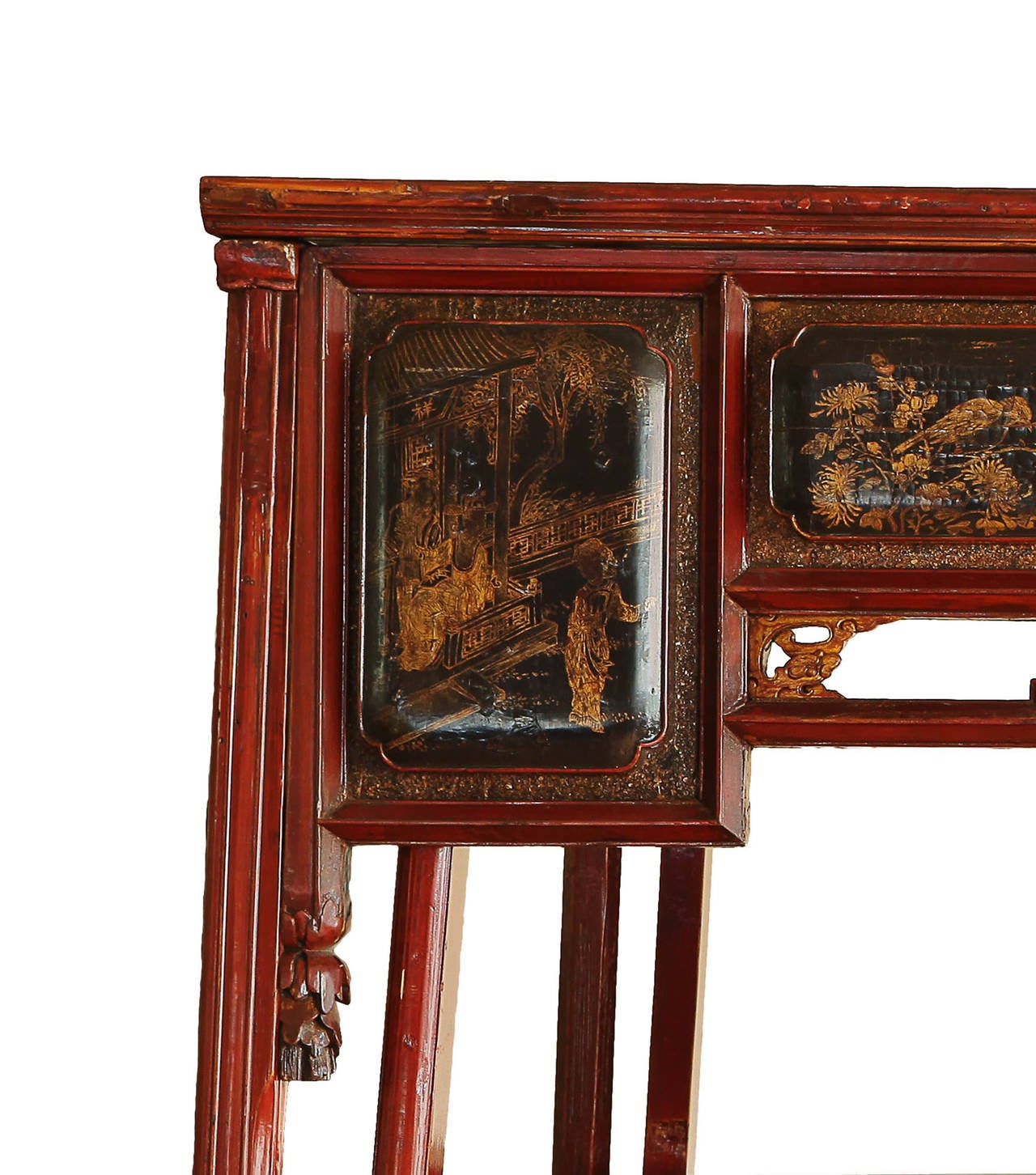 Antique Carved and Lacquered Chinese Canopy Bed, Qing Dynasty In Excellent Condition For Sale In Vigevano, IT