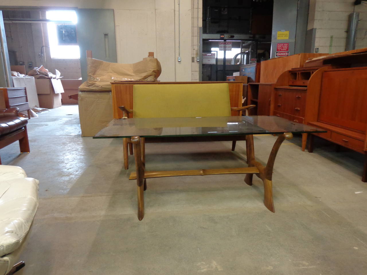X-Form Viking Table In Excellent Condition In Ottawa, ON