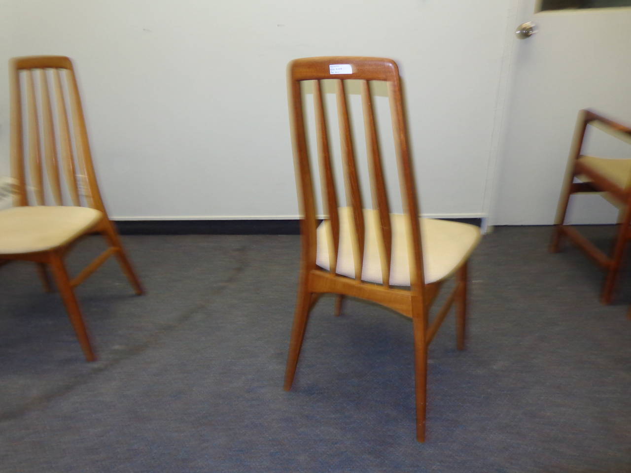 Mid-Century Modern Eva Chair by Niels Koefoed for Hornslet Mobelfabrik in Teak For Sale