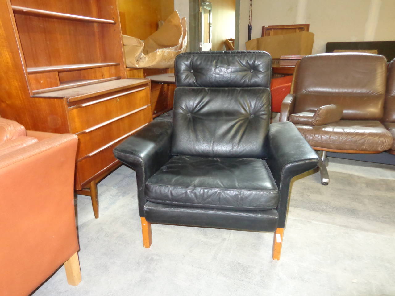 Mid-Century Modern Hans Olsen Lounge Chair with Original Black Leather