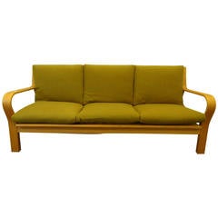 Hans J Wegner GE 671 GETAMA Sofa in Oak