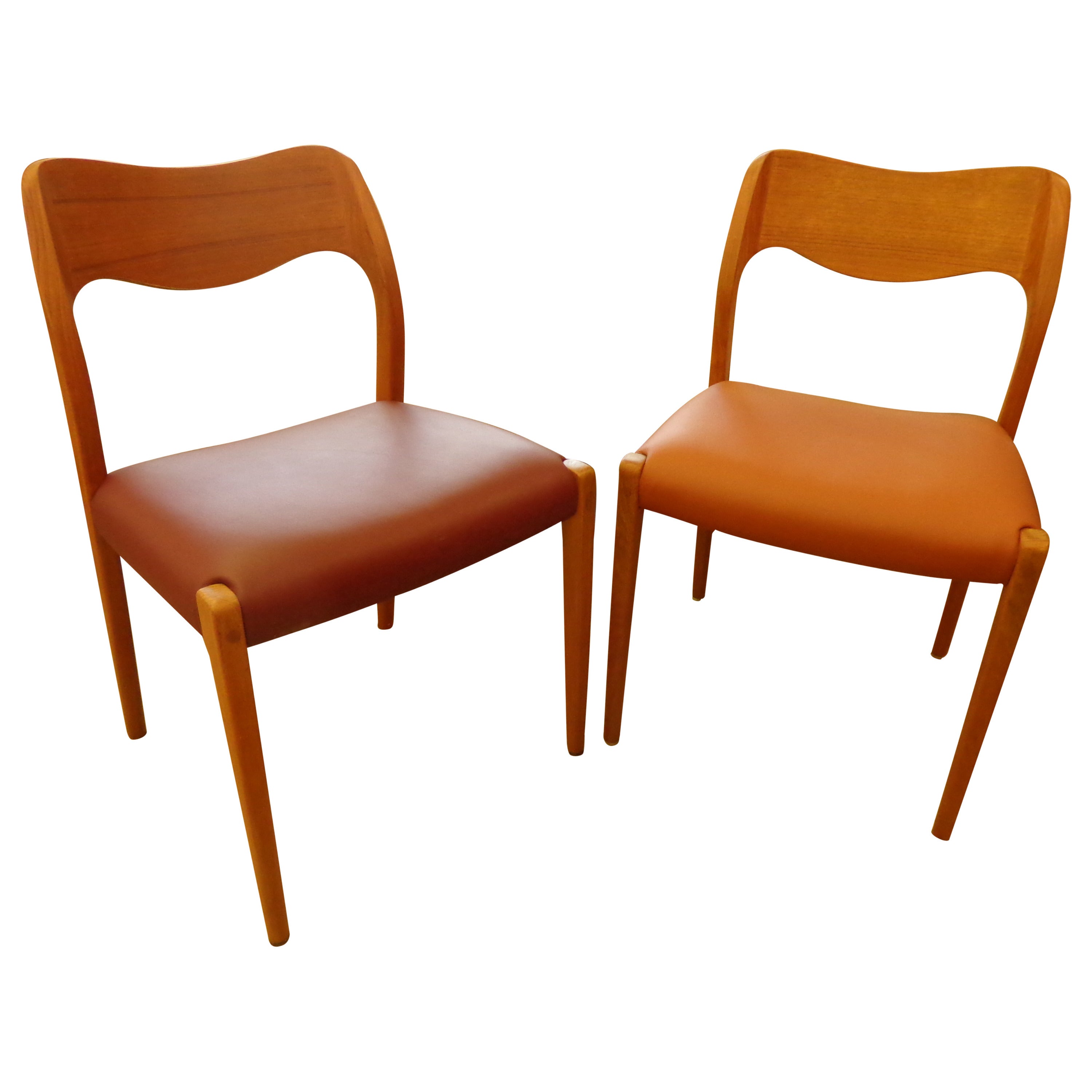 Niels O. Moller, 11 Model 71 Teak Dining Chairs with Leather For Sale