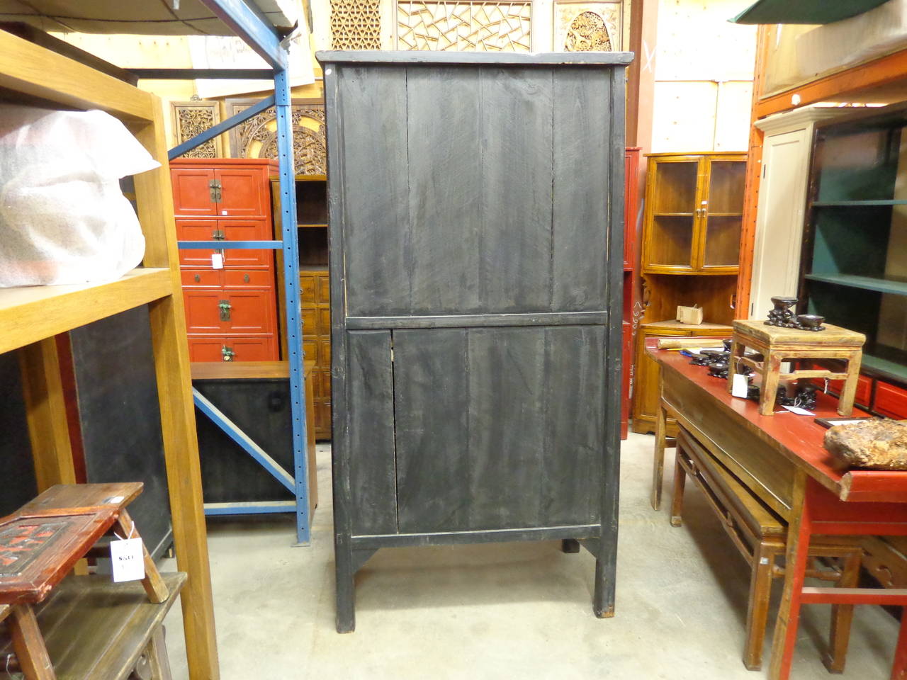 Chinese Cabinet in Fir from the Late 19th Century For Sale 3