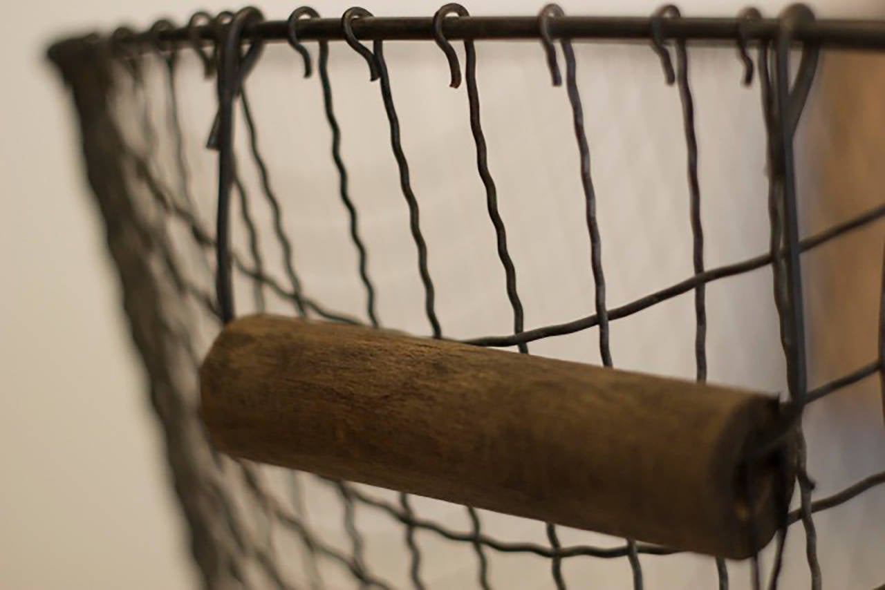 Vintage Wire Crab Basket