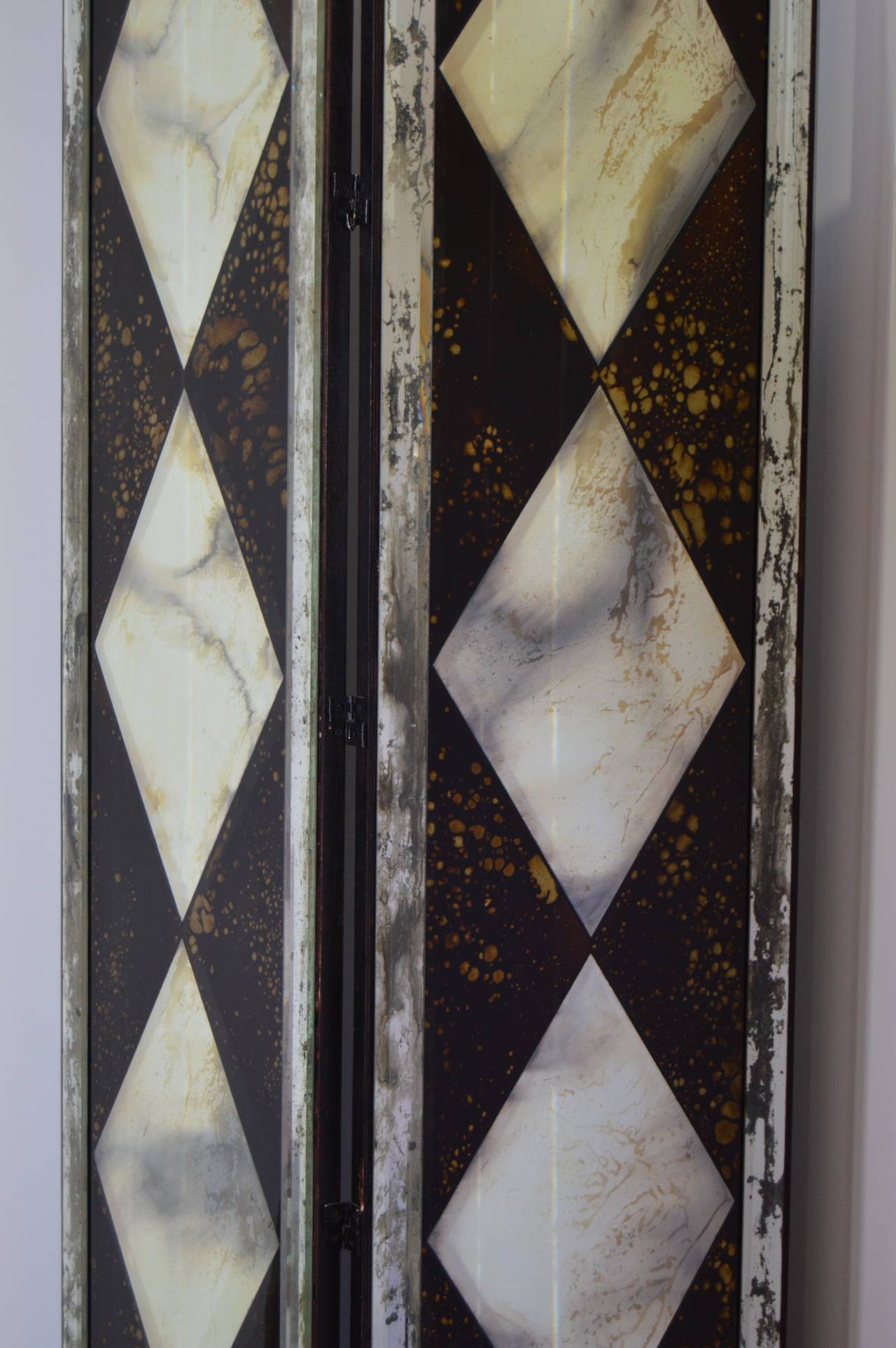 Pair of Dorothy Draper Style Eglomise-Mirrored Two-Panel Folding Screens 1