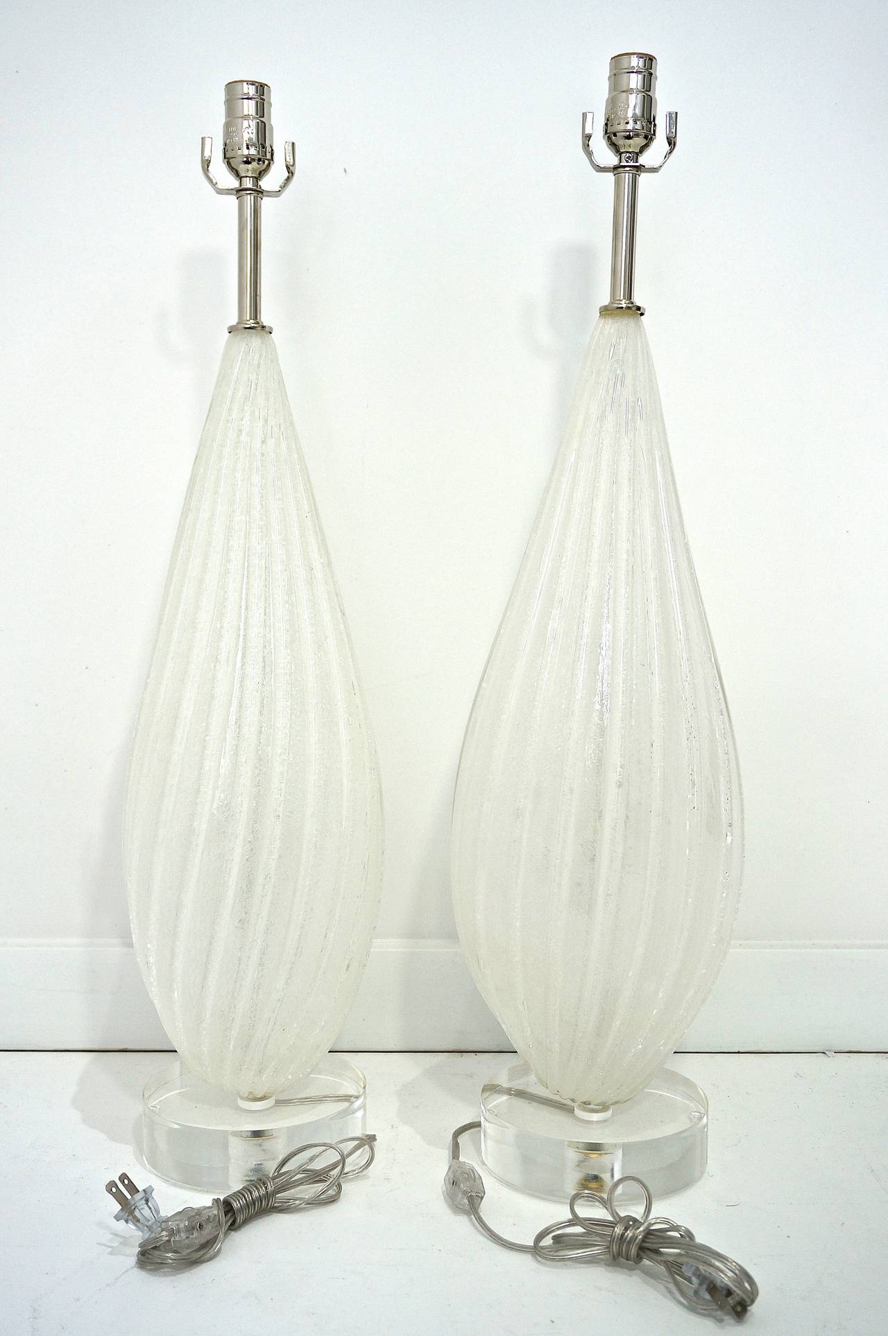 20th Century Pair of  White Bullicante Murano Lamps:  Barovier e Toso 1960s