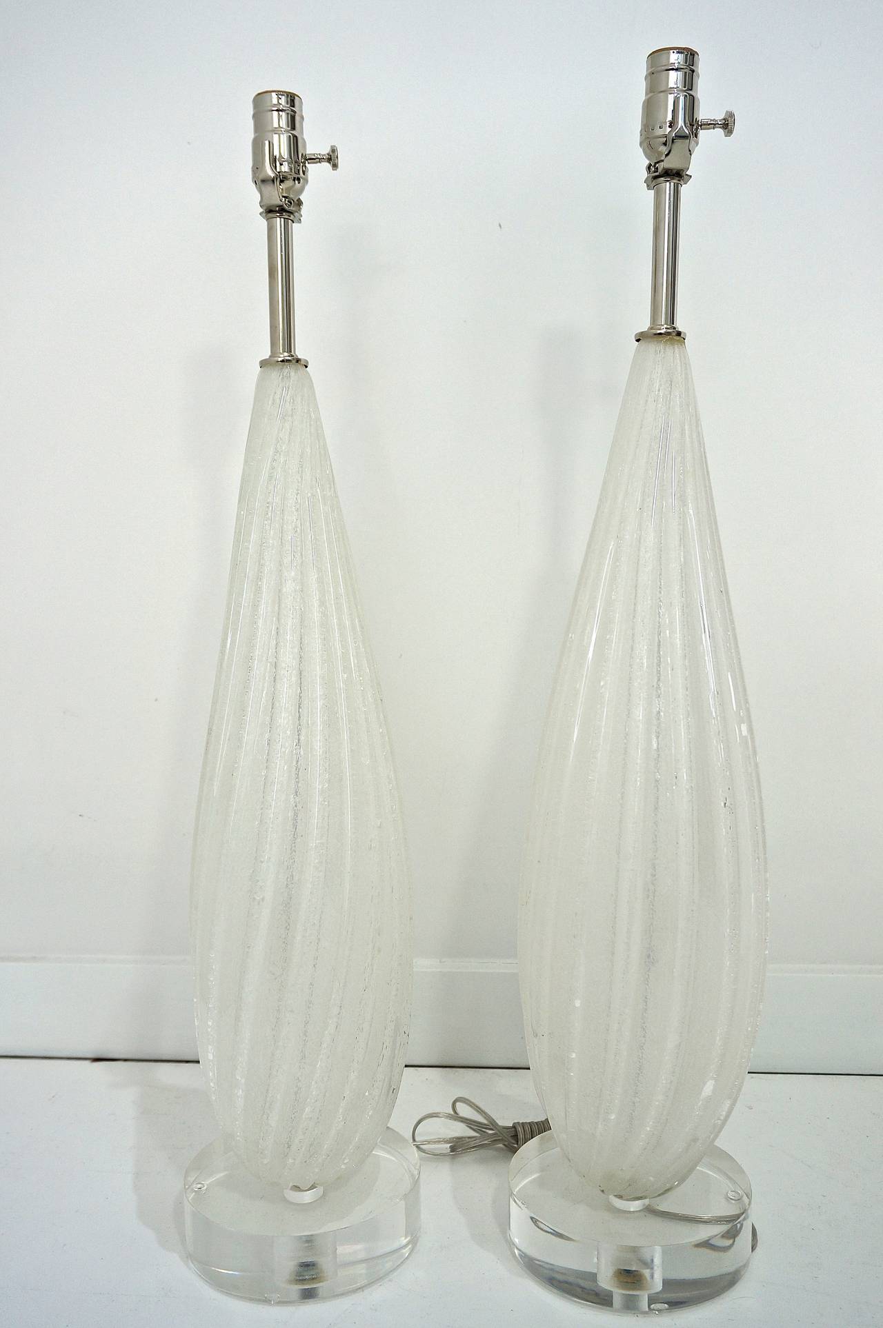 Glass Pair of  White Bullicante Murano Lamps:  Barovier e Toso 1960s