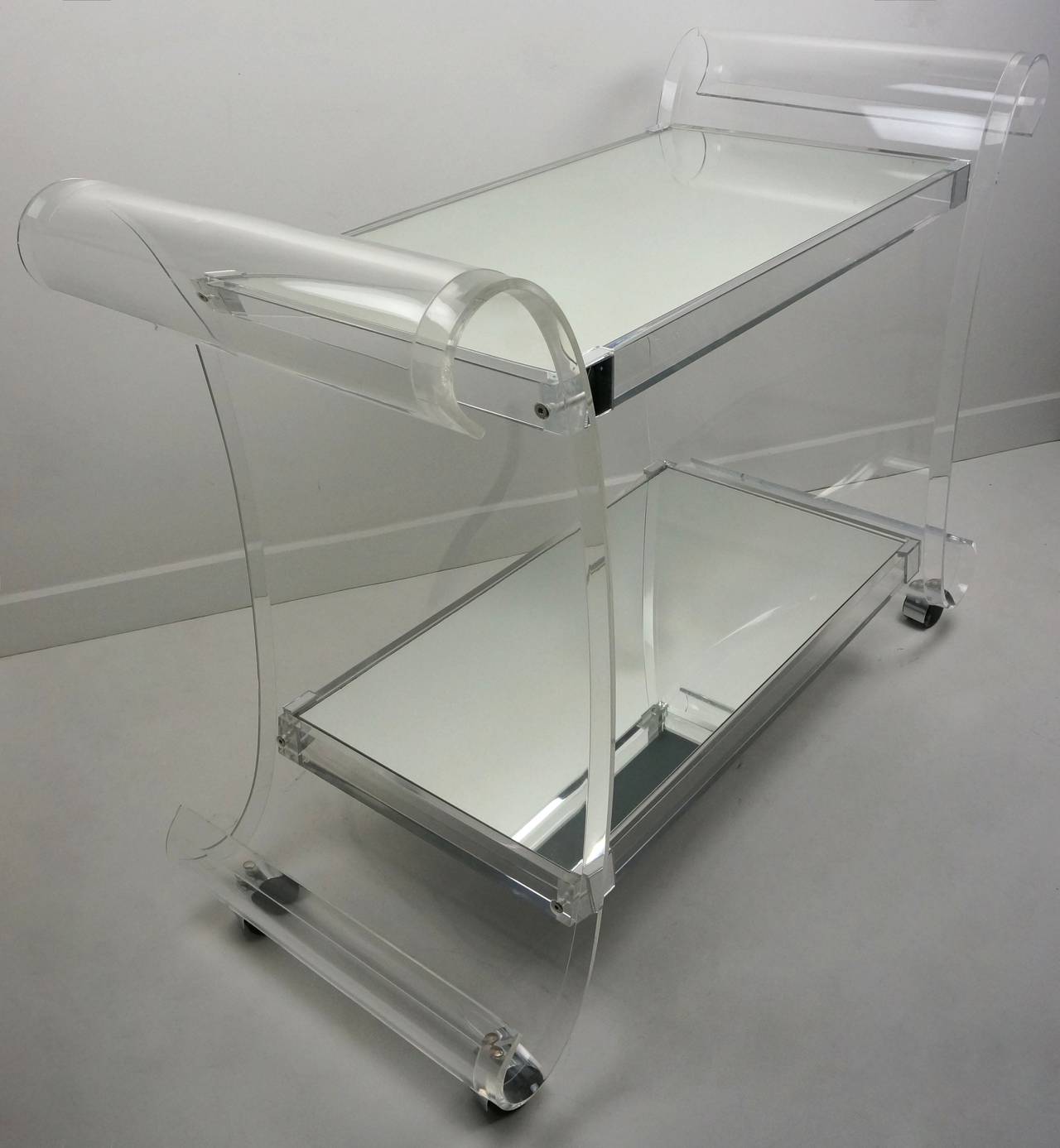 Lucite Bar Cart or Trolley with Mirrored Shelves, Charles Hollis Jones, 1970s In Good Condition In West Palm Beach, FL